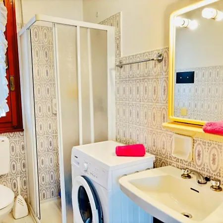 Flat With Shared Barbecue Apartment *